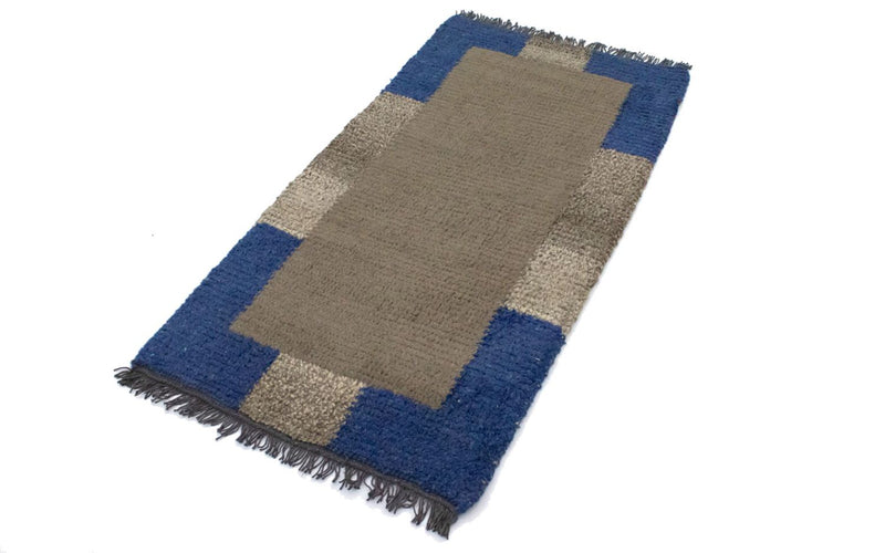 Nepal Teppich 140 x 70 cm - grau