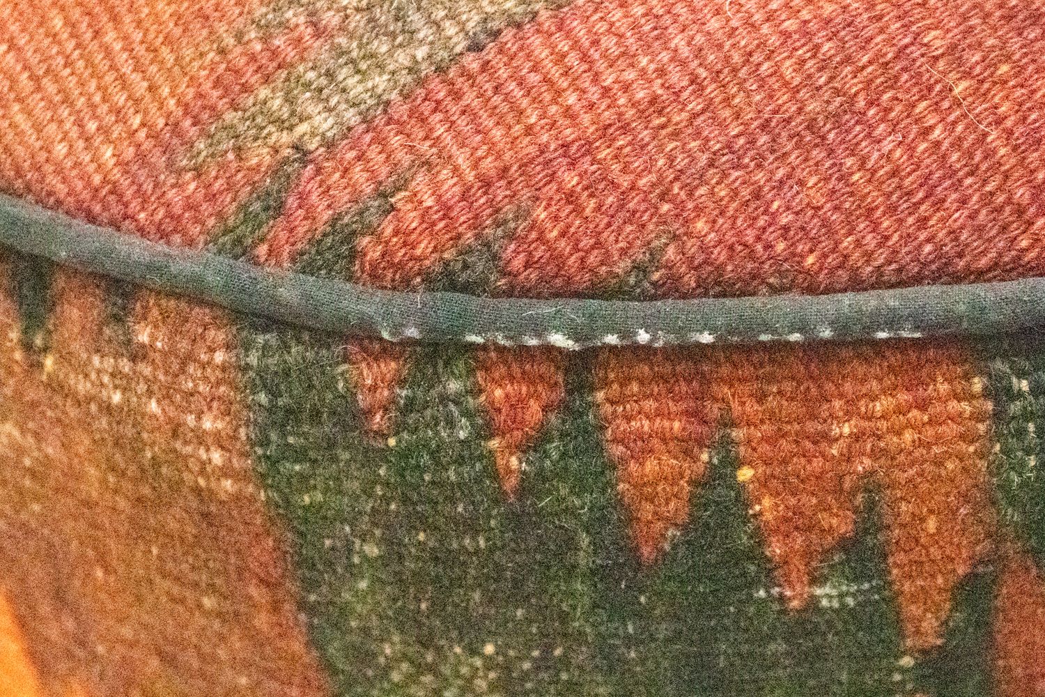 Sitzmöbel sonderform  - 42 x 36 cm - mehrfarbig