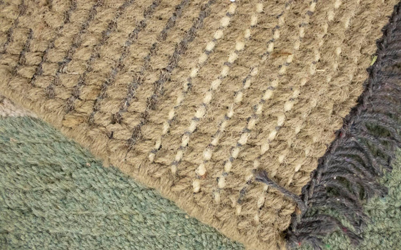 Nepal Teppich 140 x 70 cm - mehrfarbig