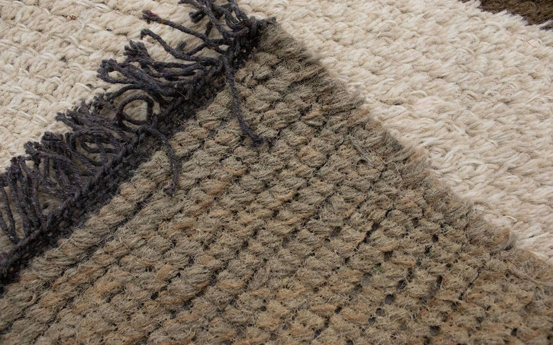 Nepal Teppich 140 x 70 cm - mehrfarbig