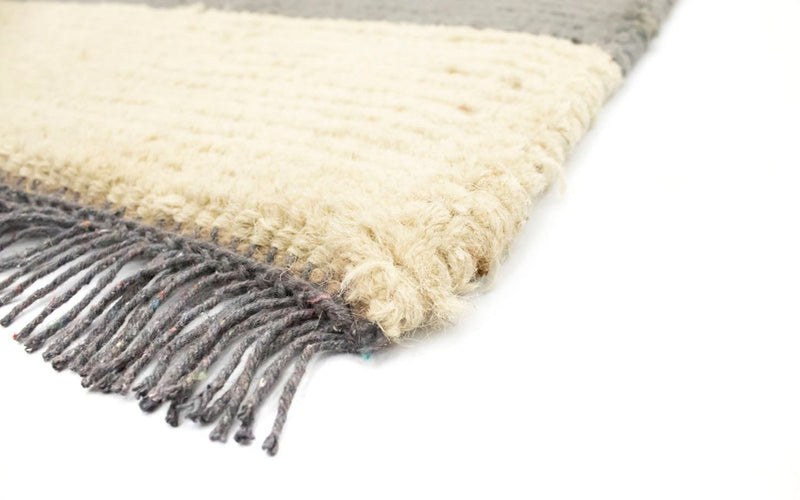 Nepal Teppich 140 x 70 cm - mehrfarbig