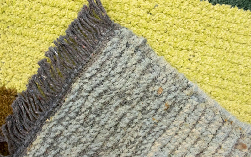 Nepal Teppich 140 x 70 cm - mehrfarbig