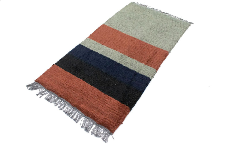 Nepal Teppich 140 x 70 cm - mehrfarbig