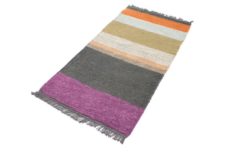 Nepal Teppich 140 x 70 cm - mehrfarbig