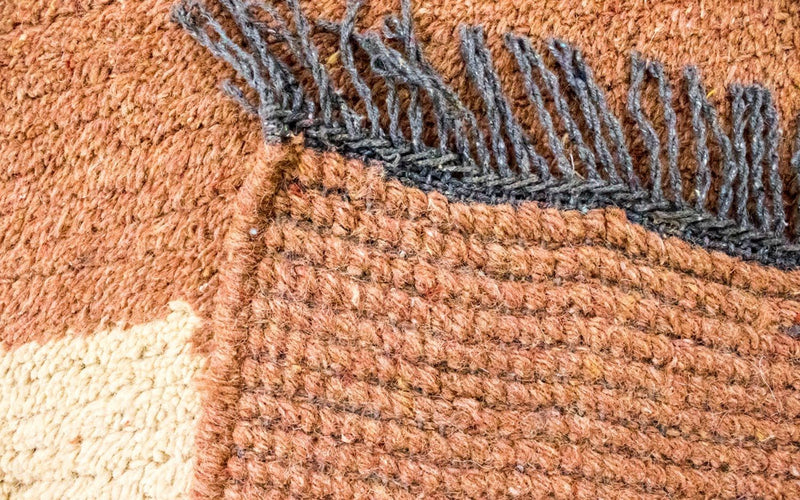 Nepal Teppich 140 x 70 cm - braun