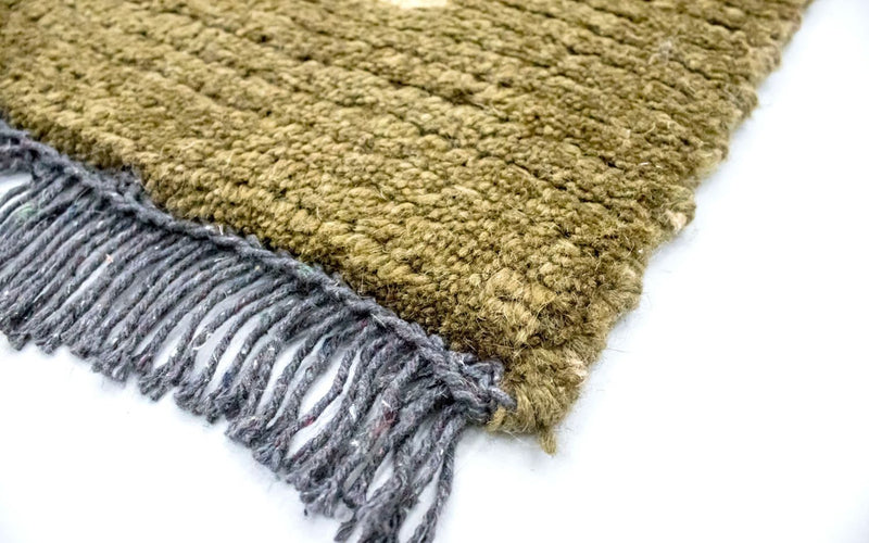 Nepal Teppich 140 x 70 cm - grün