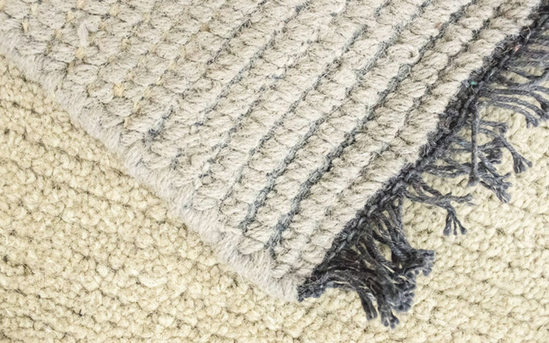 Nepal Teppich 140 x 70 cm - beige