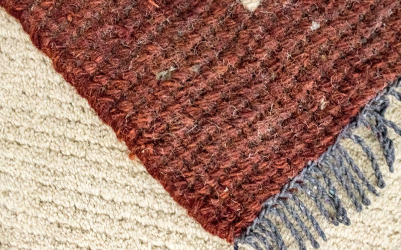 Nepal Teppich 140 x 70 cm - beige