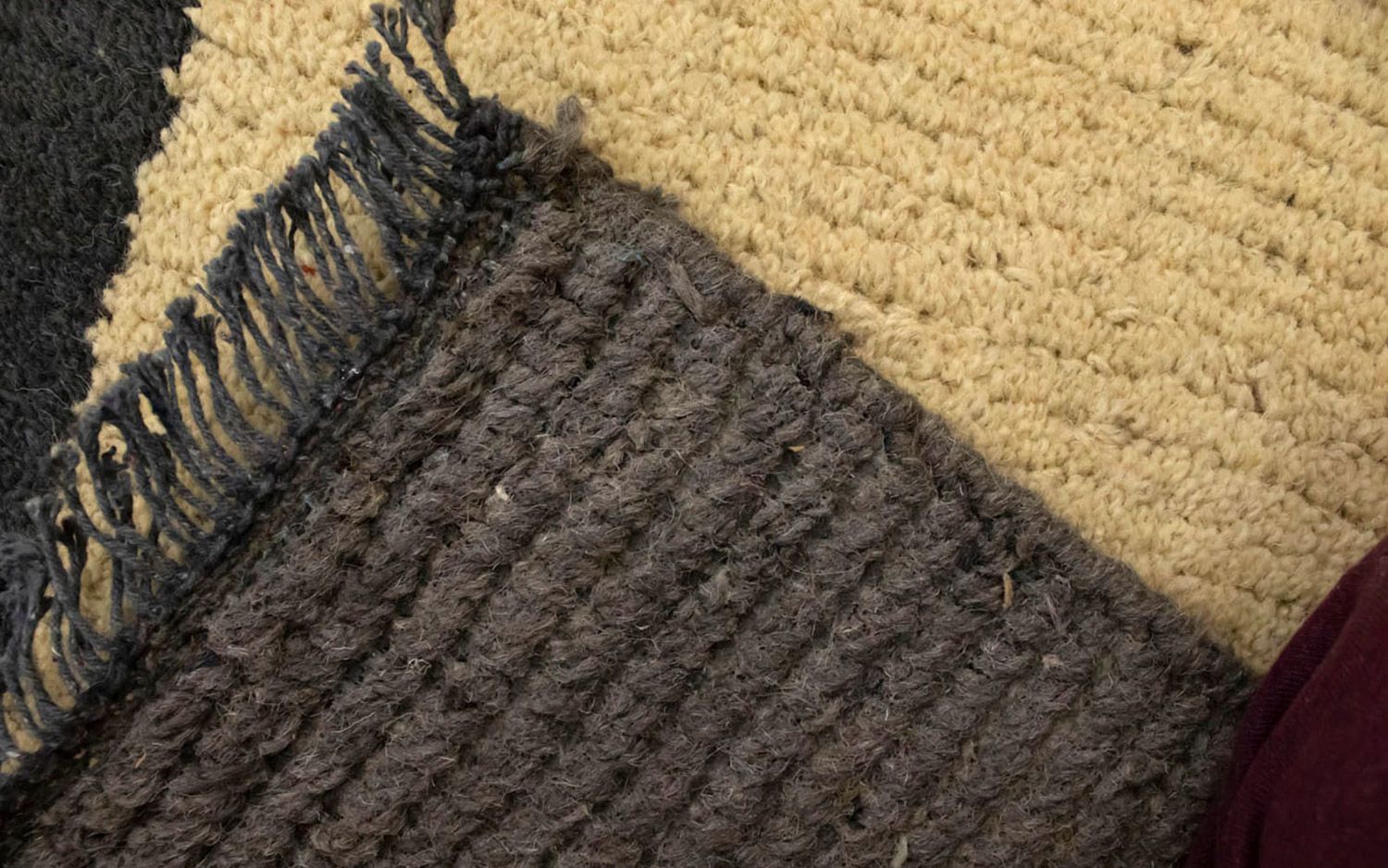 Nepal Teppich 140 x 70 cm - beige