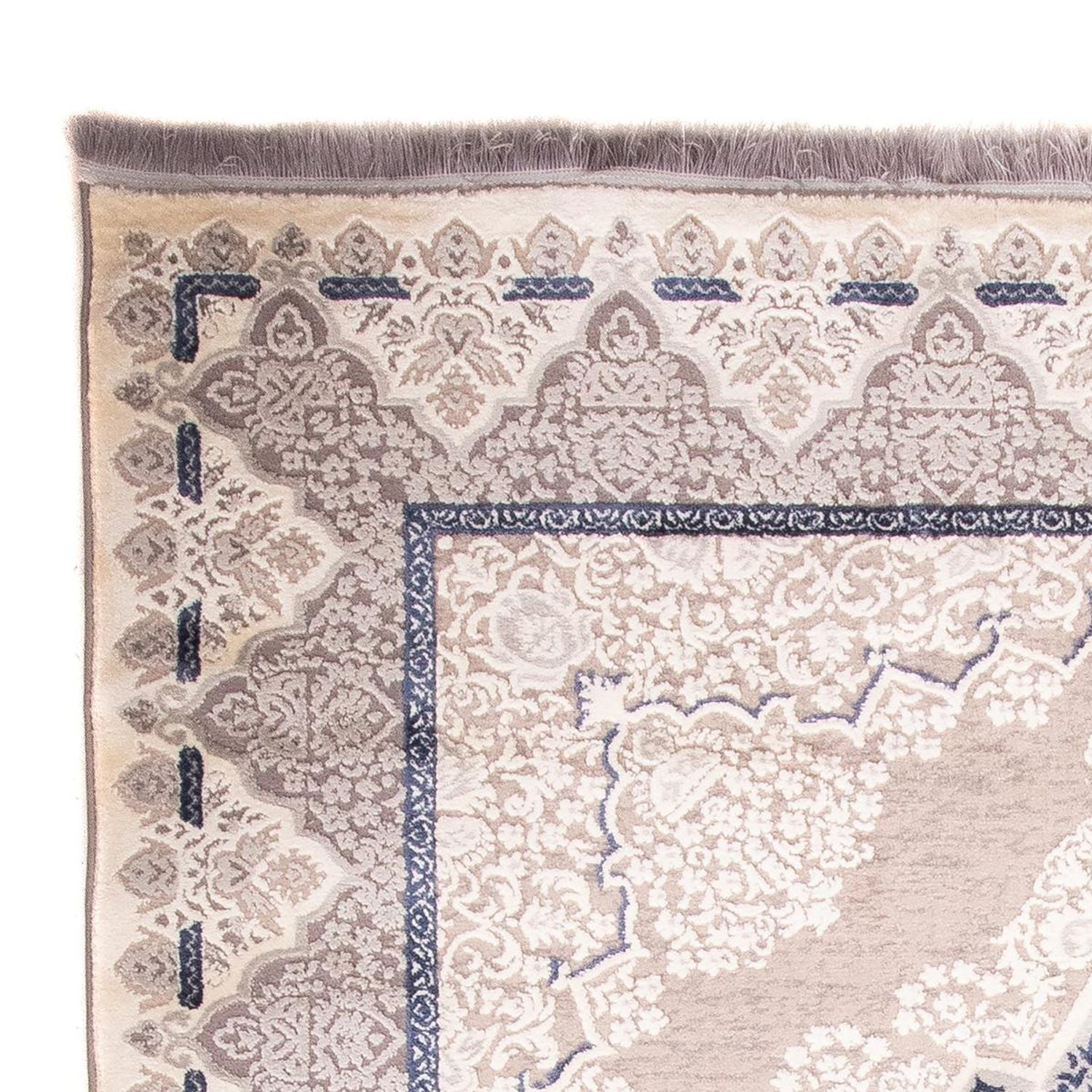 CR6334-225x150
