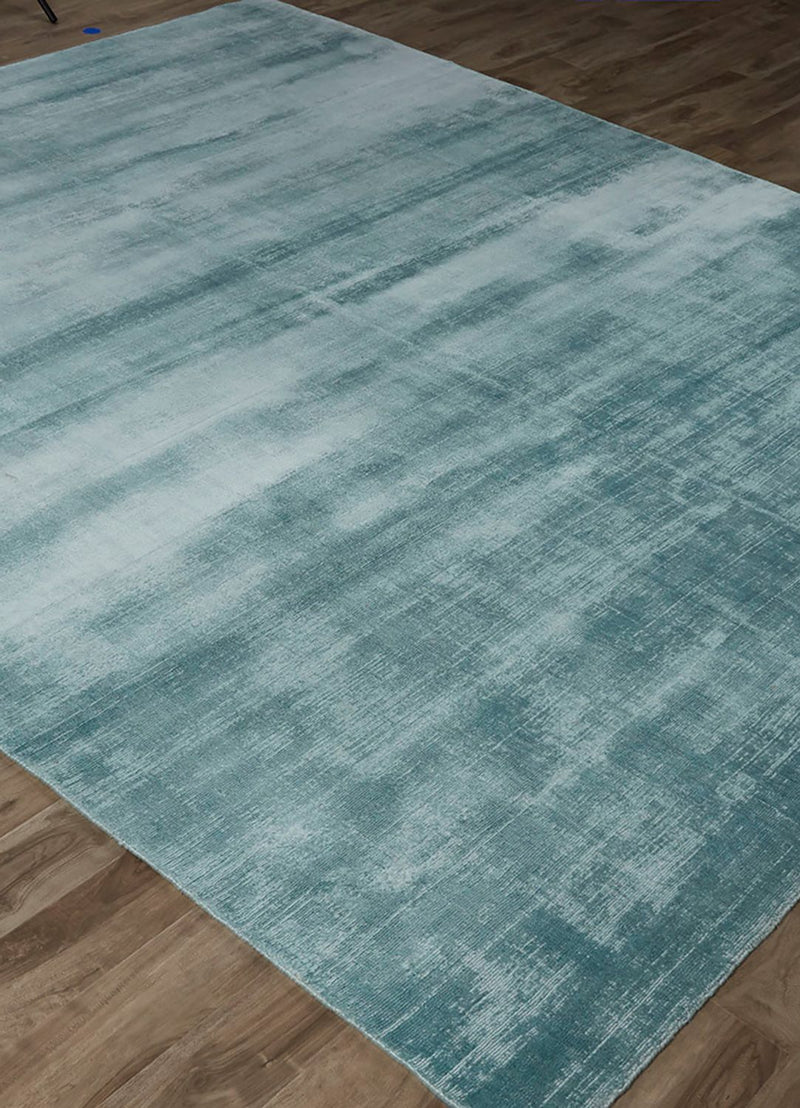 Teppich - 683 x 413 cm - lichtblau