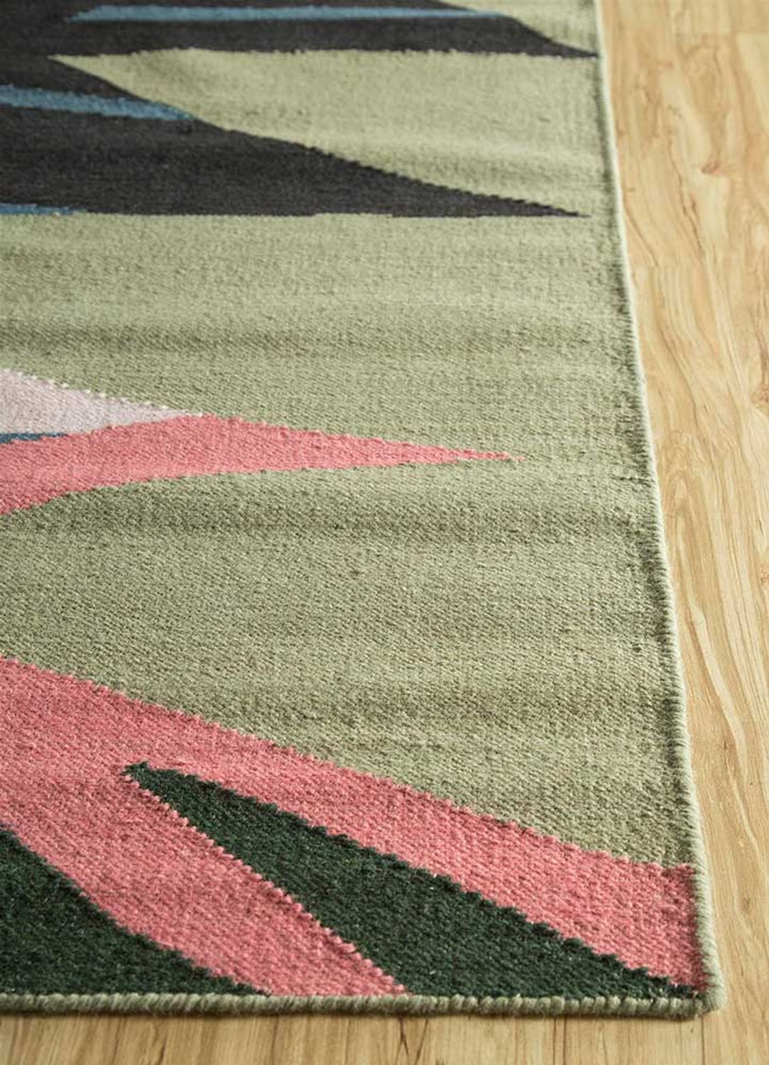 DP02-RUG1126582-300x240