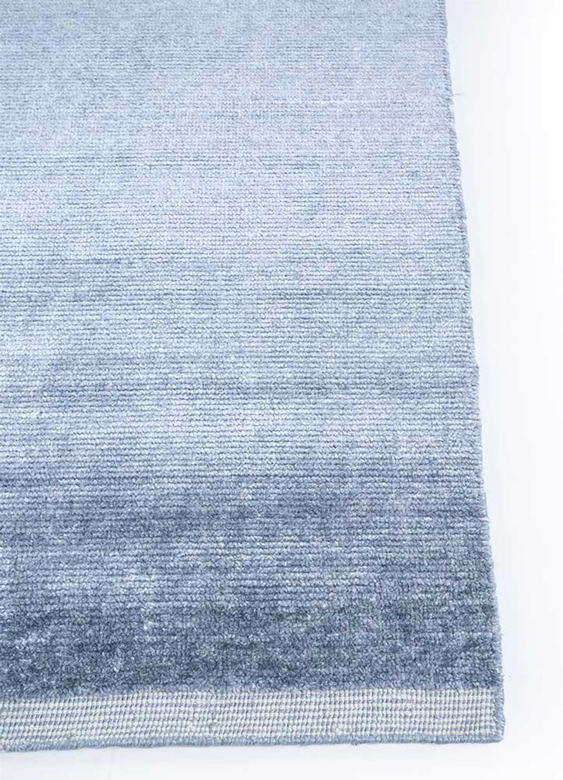 Moderner Teppich - 240 x 150 cm - lichtblau
