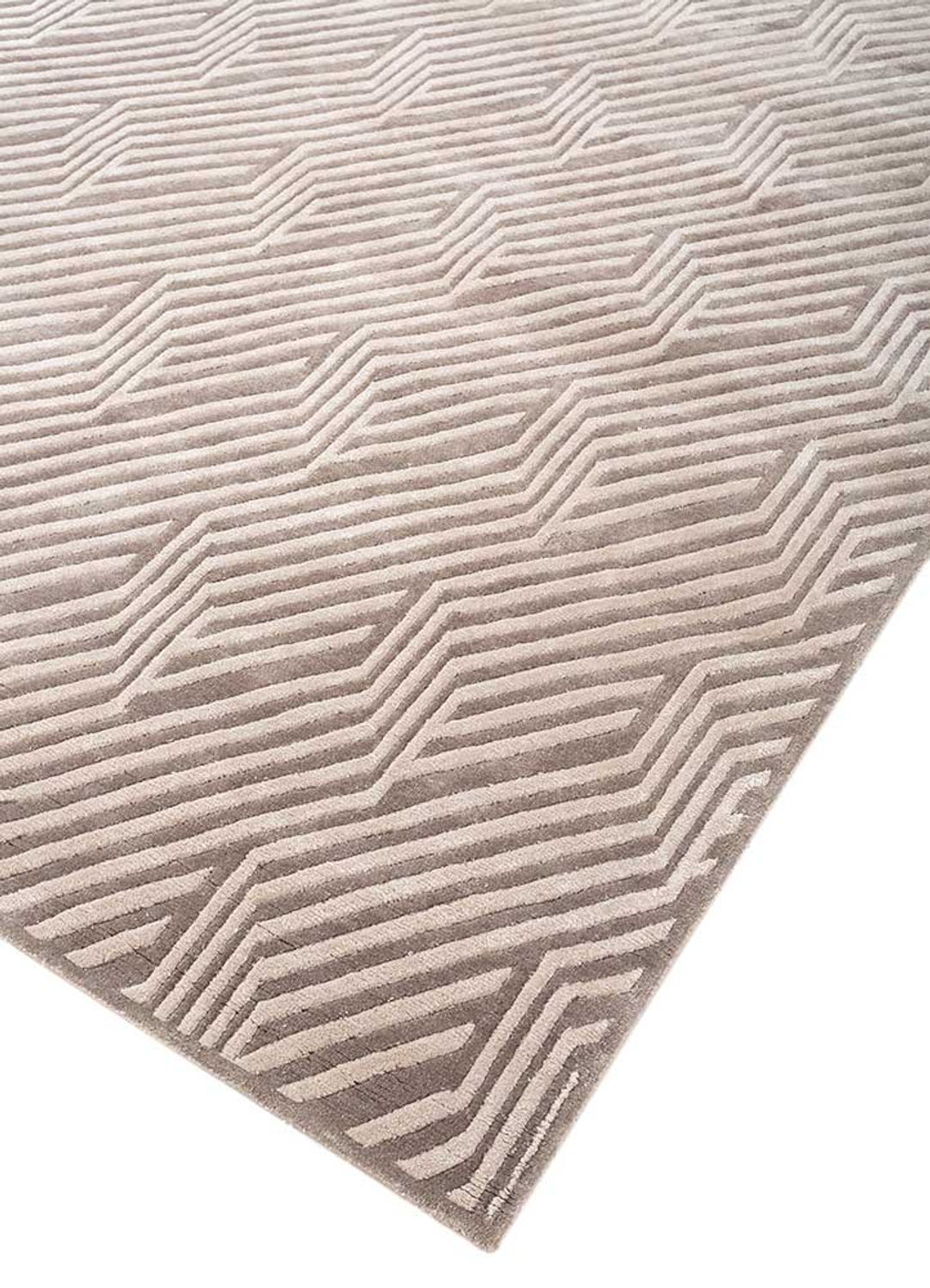 DP02-RUG1145258-270x180