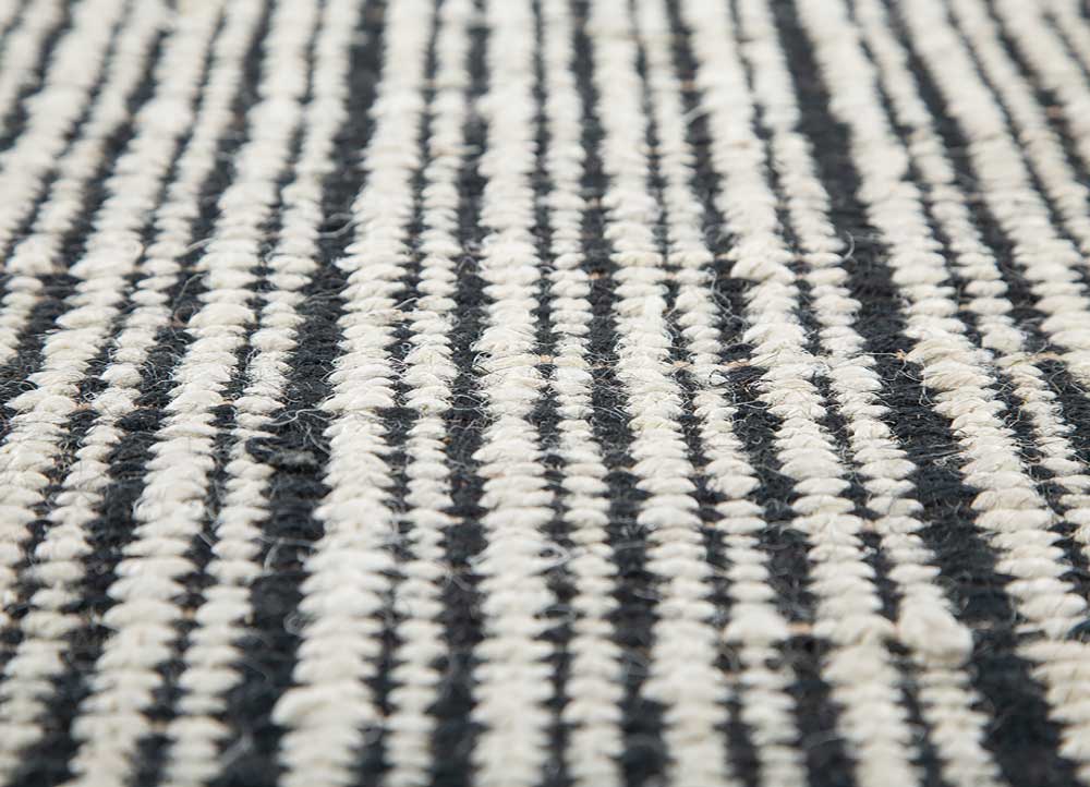 Sisalteppich - 240 x 150 cm - schwarz-weiß