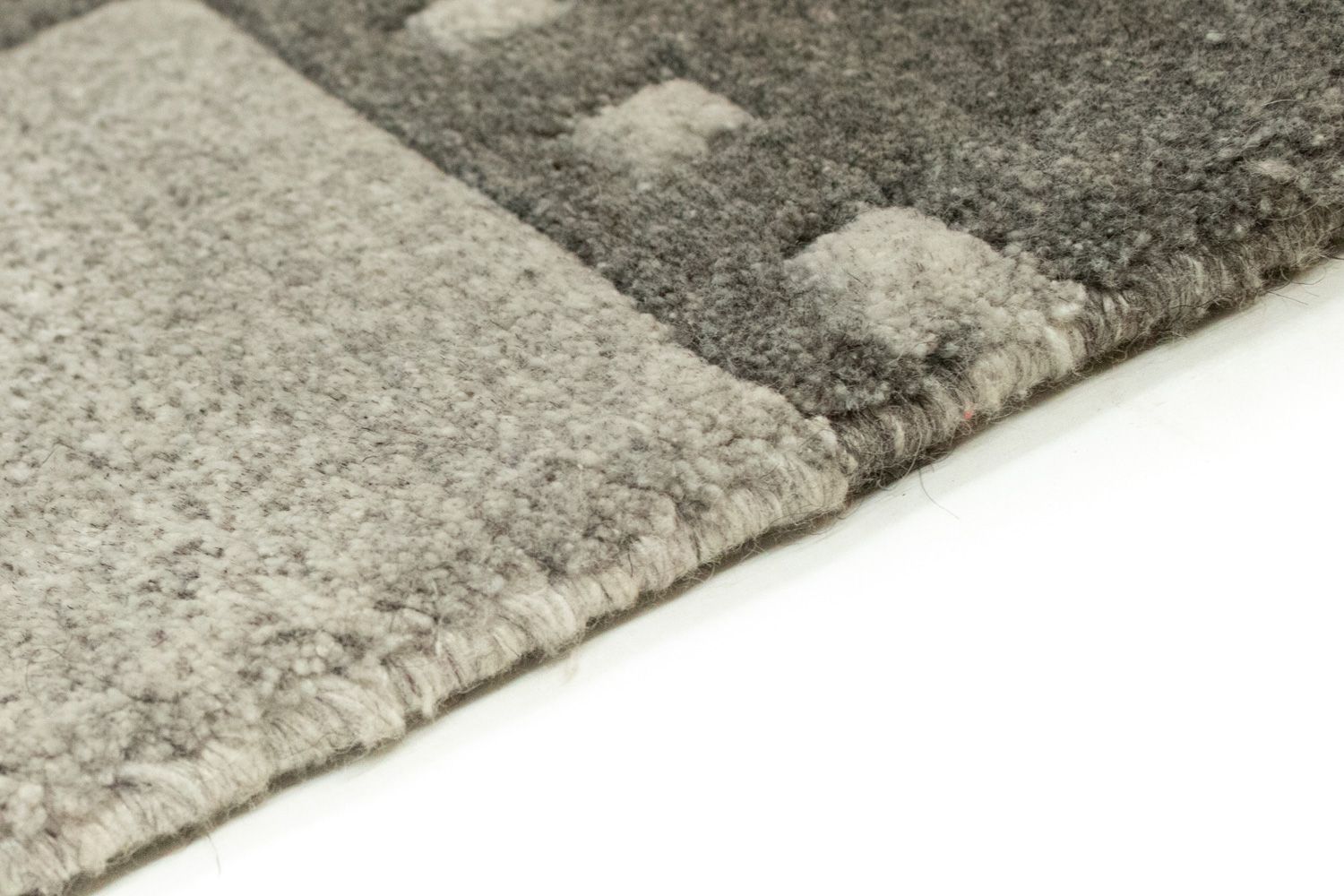 Nepal Teppich 200 x 140 cm - grau